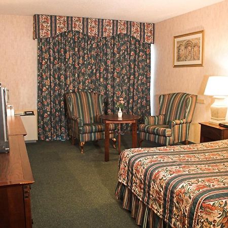 Toronto East Inn ภายนอก รูปภาพ