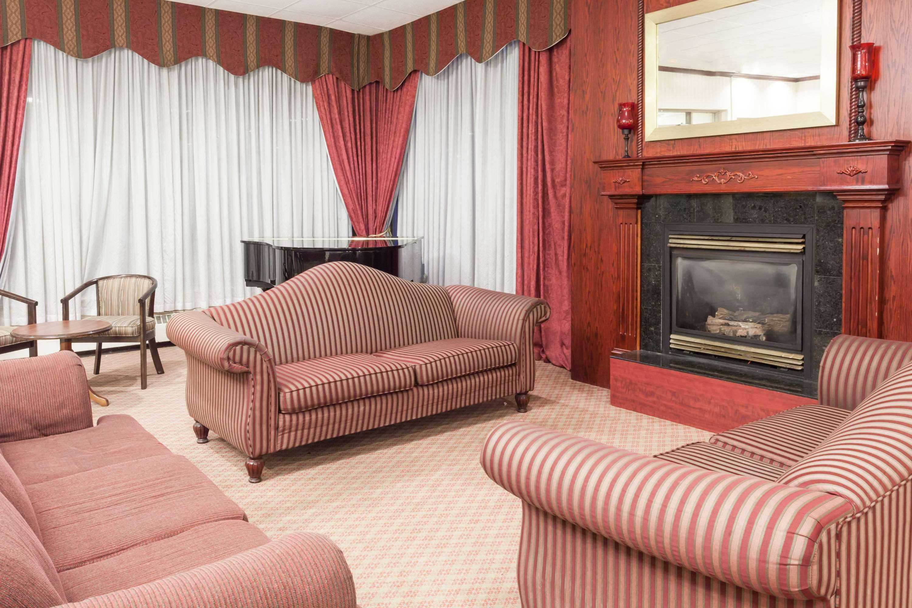 Toronto East Inn ภายนอก รูปภาพ