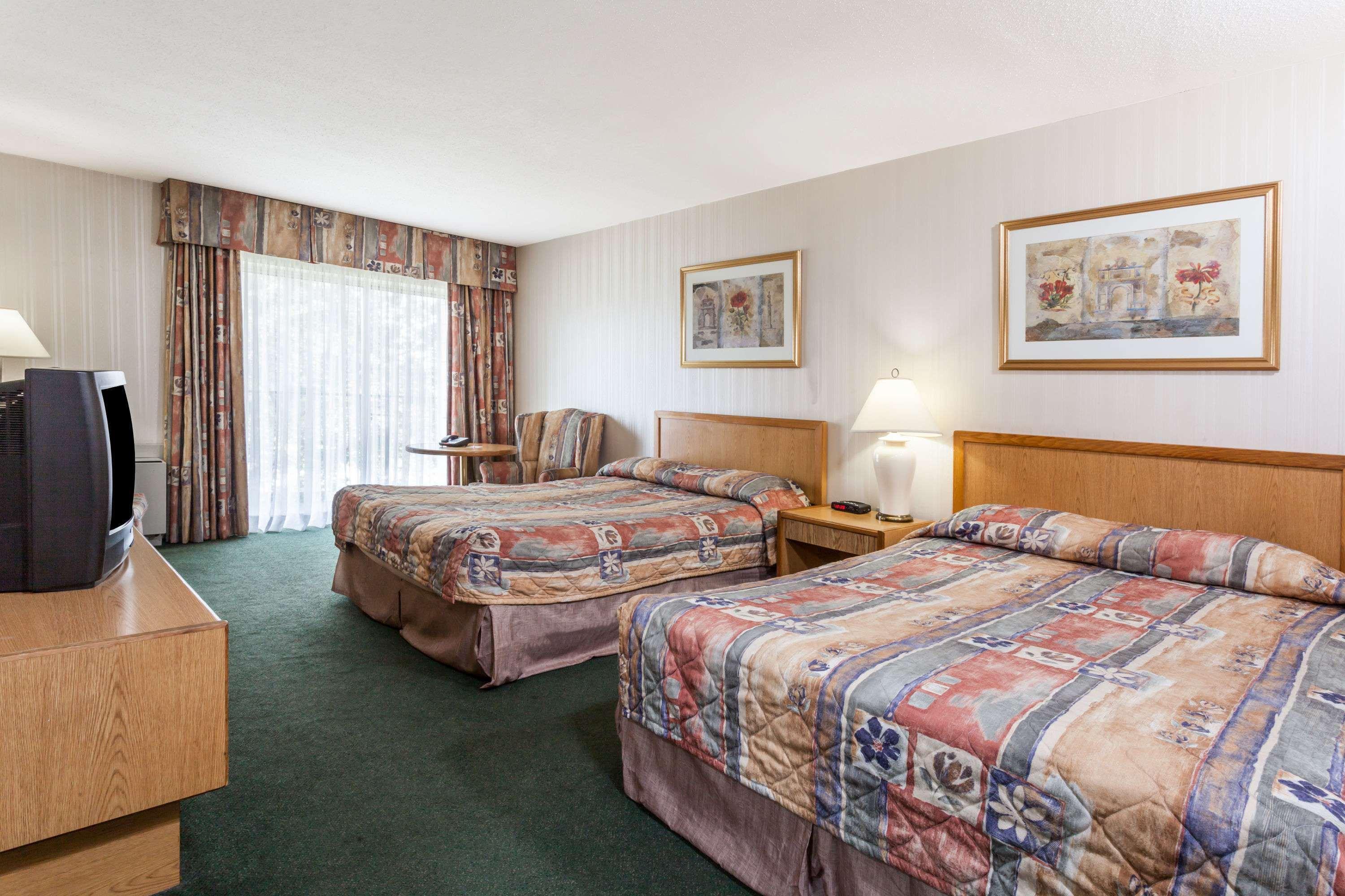 Toronto East Inn ภายนอก รูปภาพ