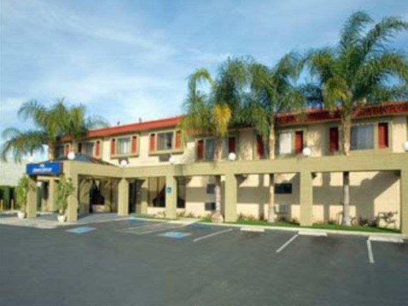 Toronto East Inn ภายนอก รูปภาพ